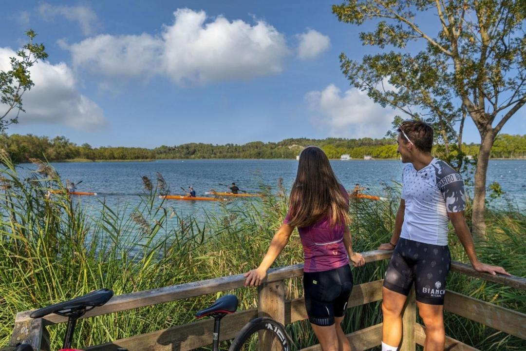 Camping Bungalow El Llac De Banyoles Porqueres Dış mekan fotoğraf